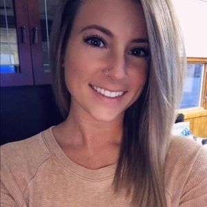 Meet your Posher, Kelsey